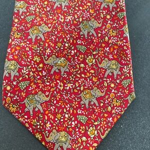 SALVATORE FERRAGAMO Men’s Designer Elephant Motif 100% Silk Tie
